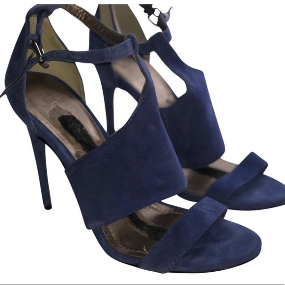 BCBG Stiletto Shoe - Picture 2 of 5